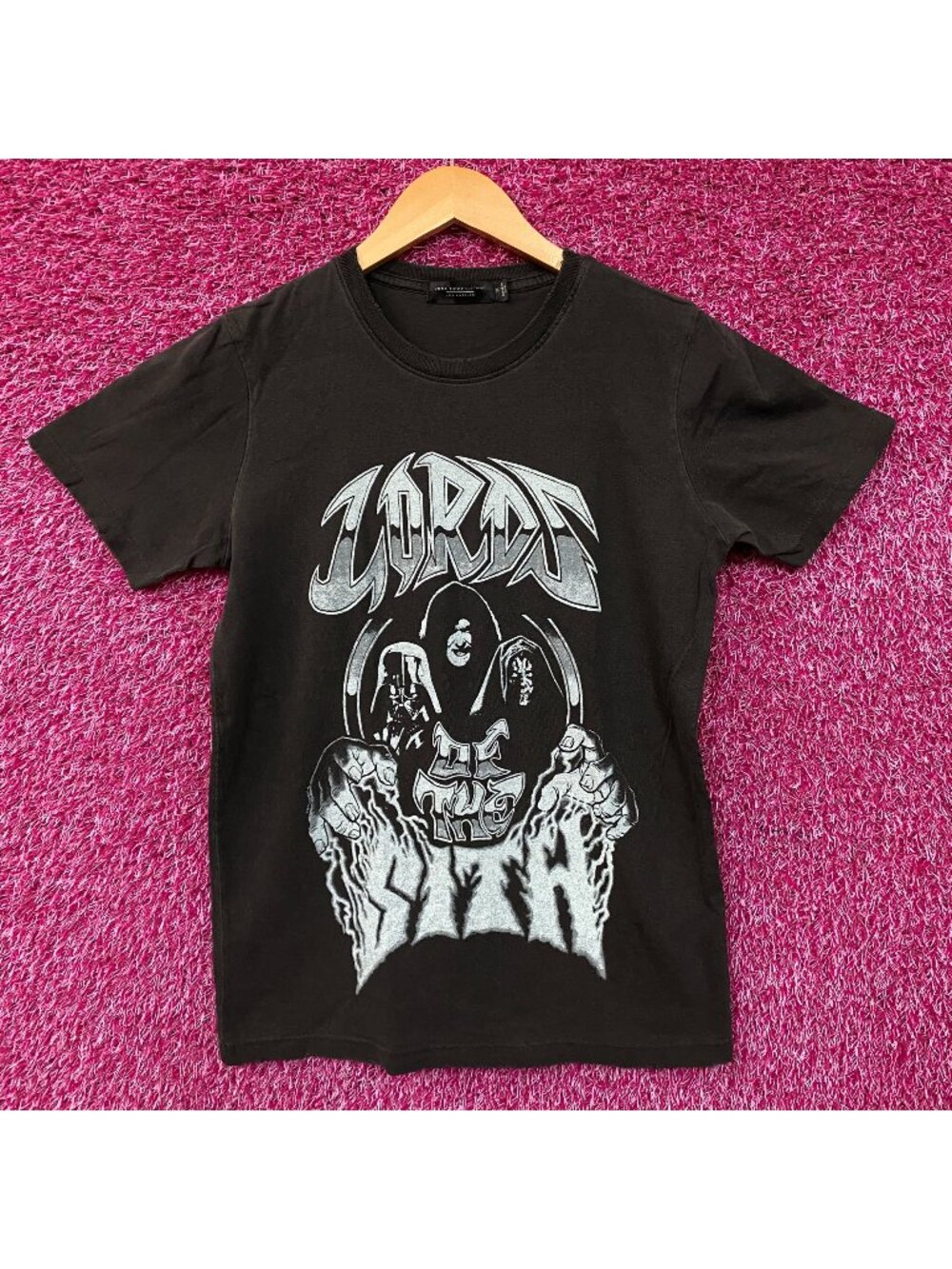 Junk Food Clothing Star Wars "Lords of the Sith" Flea Market Tee XS